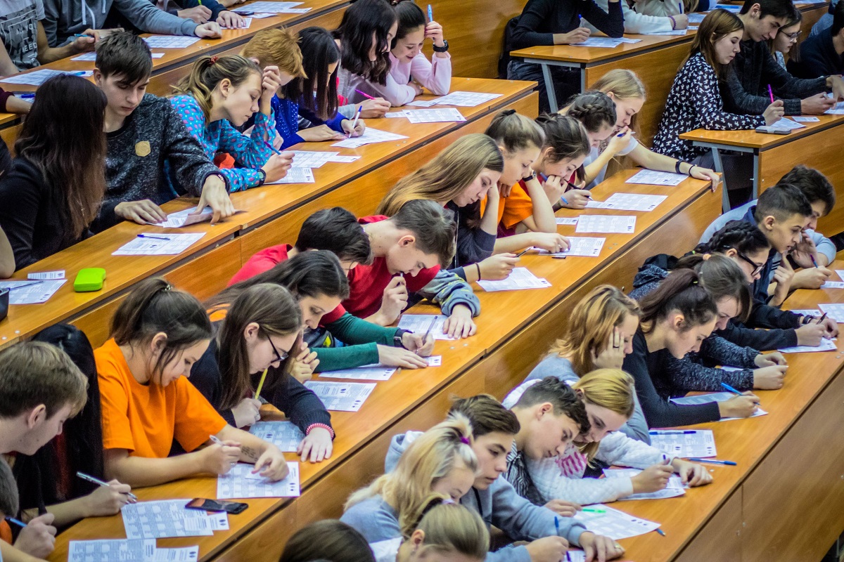 Барнаульских школьников приглашают на пробный экзамен по физике в АлтГТУ