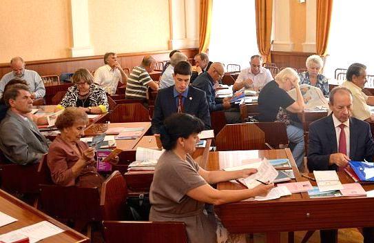 Членов Общественной палаты города Барнаула от некоммерческого сектора определят опросным голосованием