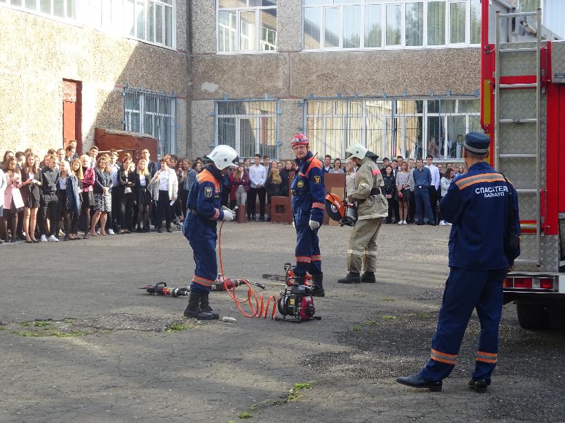 Пожарные тренировки в школе