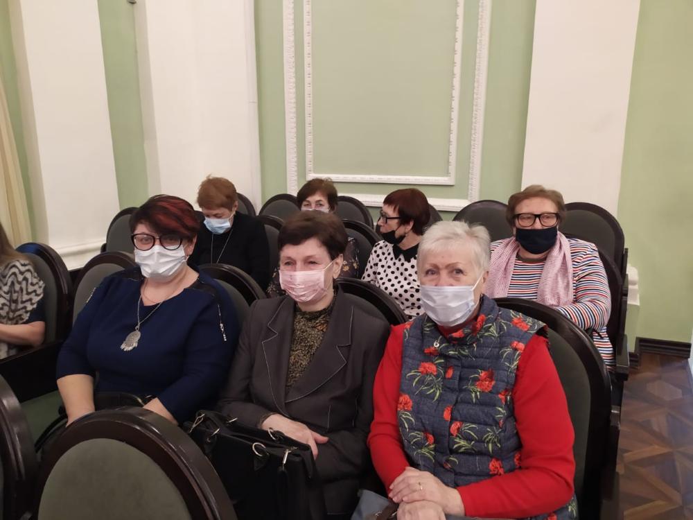 Жители ТОС Привокзального микрорайона посетили концерты солистов Алтайского государственного музыкального театра