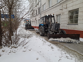 Автодорстрой проводит очистку от снега  и обработку противогололедными средствами улично-дорожной сети города 