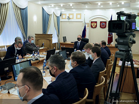 Реализацию программы капитального ремонта в многоквартирных домах обсудили на заседании Правительства Алтайского края 