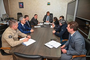 В администрации Барнаула обсудили вопросы реконструкции сетей водоснабжения и водоотведения в рамках инвестпроекта БМК «Меланжист Алтая»