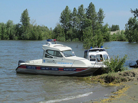 Профилактические рейды по берегам водоемов, где отдыхают горожане, продолжаются в Барнауле