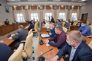 Барнаульским перевозчикам указали на необходимость повысить безопасность работы общественного транспорта  