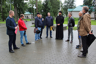 В Барнауле состоялось выездное совещание по вопросу реставрации мемориального комплекса на территории Нагорного парка 