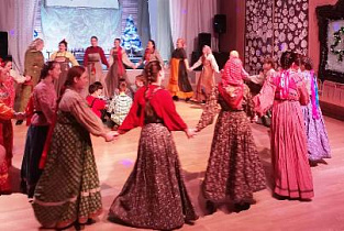 Более 800 участников объединил очно-заочный межрегиональный этнокультурный фестиваль «Святочные Новогодия на Алтае»