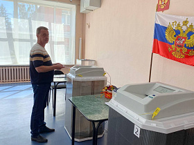 Глава города Вячеслав Франк принял участие в голосовании на выборах Губернатора Алтайского края