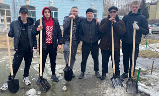 Барнаульские студенты принимают участие в акциях в рамках месячника весенней санитарной очистки 