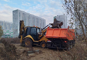 В Барнауле провели противопожарные субботники