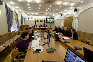 Губернатор Виктор Томенко провел итоговое заседание краевого оргкомитета «Победа»