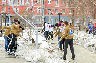 Как в Барнауле провели первый в году «чистый четверг»