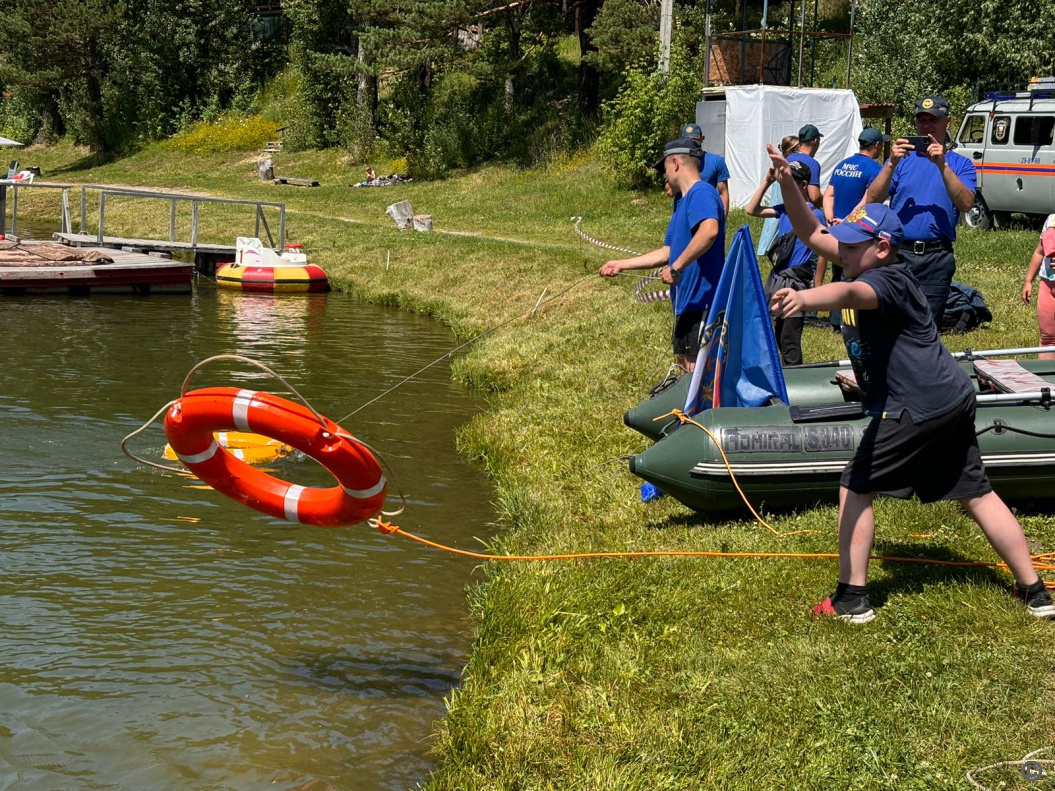 Урок по безопасности на водоемах провели для барнаульских подростков |  27.06.2024 | Барнаул - БезФормата