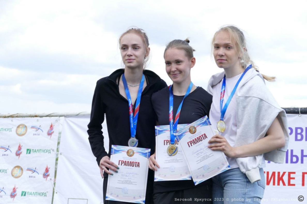 Больше 20 золотых медалей завоевали легкоатлеты Алтайского края на чемпионате СФО