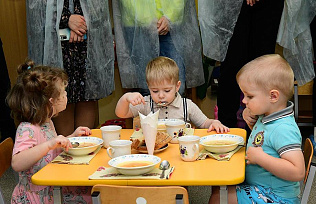 Общественный контроль проверил качество питания в барнаульском детском саду №258
