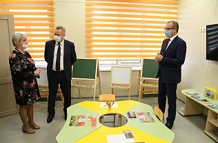 Новый детский сад в Барнауле посетил заместитель Председателя Правительства Алтайского края Игорь Степаненко