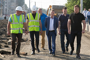 Вячеслав Франк провел выездное совещание по реконструкции путепровода на пр-кте Ленина