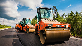 Вячеслав Франк поздравляет с профессиональным праздником работников дорожной отрасли