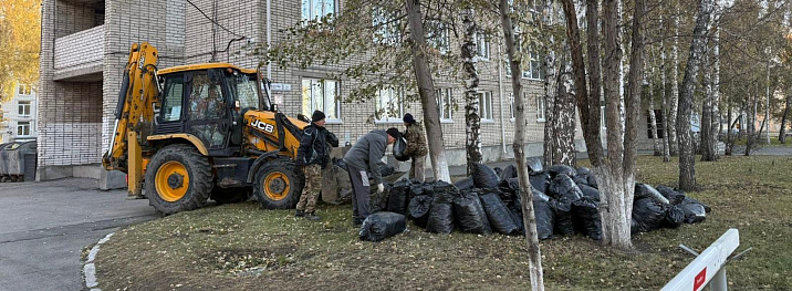 В Октябрьском районе прошел очередной «Чистый четверг»
