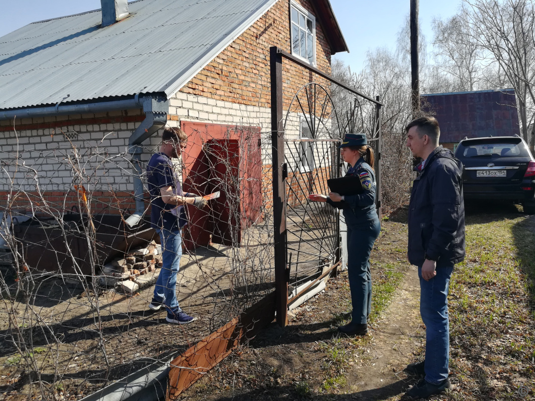 О высокой пожароопасности из-за теплой погоды предупреждают жителей  Барнаула в ходе рейдов БАРНАУЛ :: Официальный сайт города