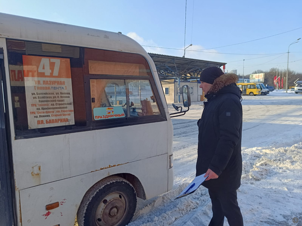 В Барнауле провели рейд по проверке общественного транспорта БАРНАУЛ ::  Официальный сайт города