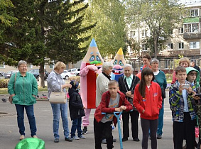Выставку достижений предприятий и организаций представят в День города на праздничной площадке Октябрьского района