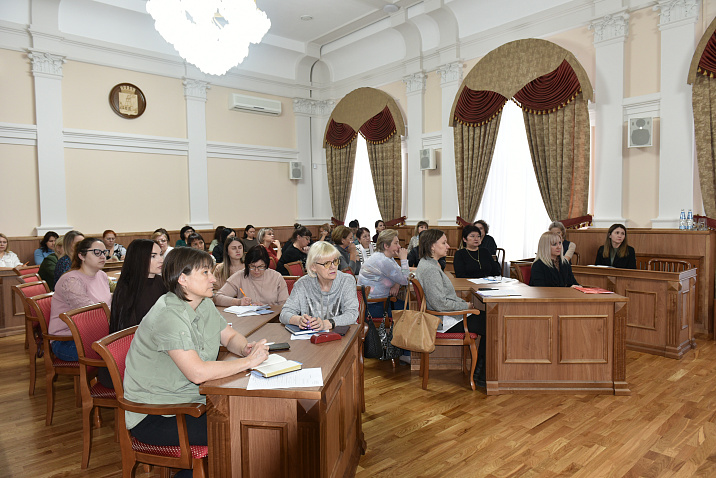 В администрации Барнаула провели обучающий семинар  по вопросам наградной деятельности