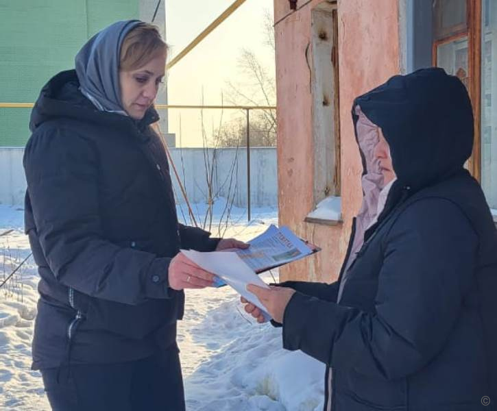 Жителям Октябрьского района в ходе противопожарных рейдов напоминают правила безопасности при пользовании бытовым газом 