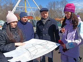 Благоустройство парка имени Ленина обсудили в ходе выездного совещания 
