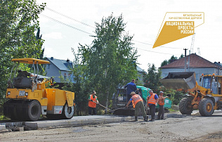 В барнаульских поселках Спутник и Авиатор продолжается ремонт дорог по национальному проекту