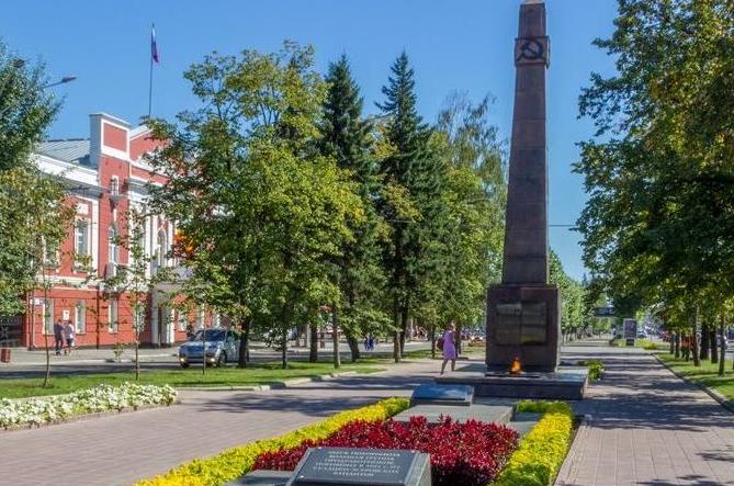 В Барнауле на сутки отключат вечный огонь у памятника на проспекте Ленина