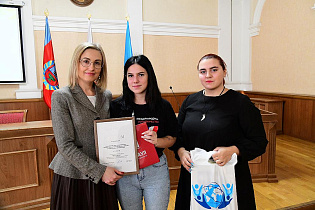 Лучшие среди добровольцев: в администрации Барнаула подвели итоги конкурса «Прояви заботу!»