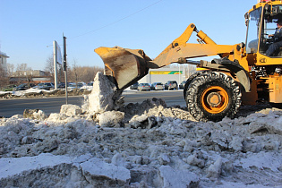 В выходные дни дорожная служба Барнаула приступит к ворошению снега