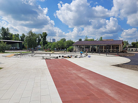 В Барнауле по нацпроекту «Жилье и городская среда» продолжается благоустройство парка «Центральный»   
