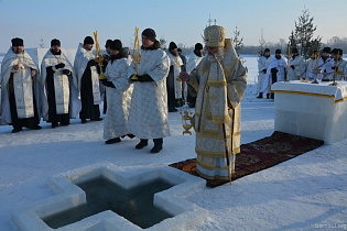 В Барнауле обустраивают Крещенский городок