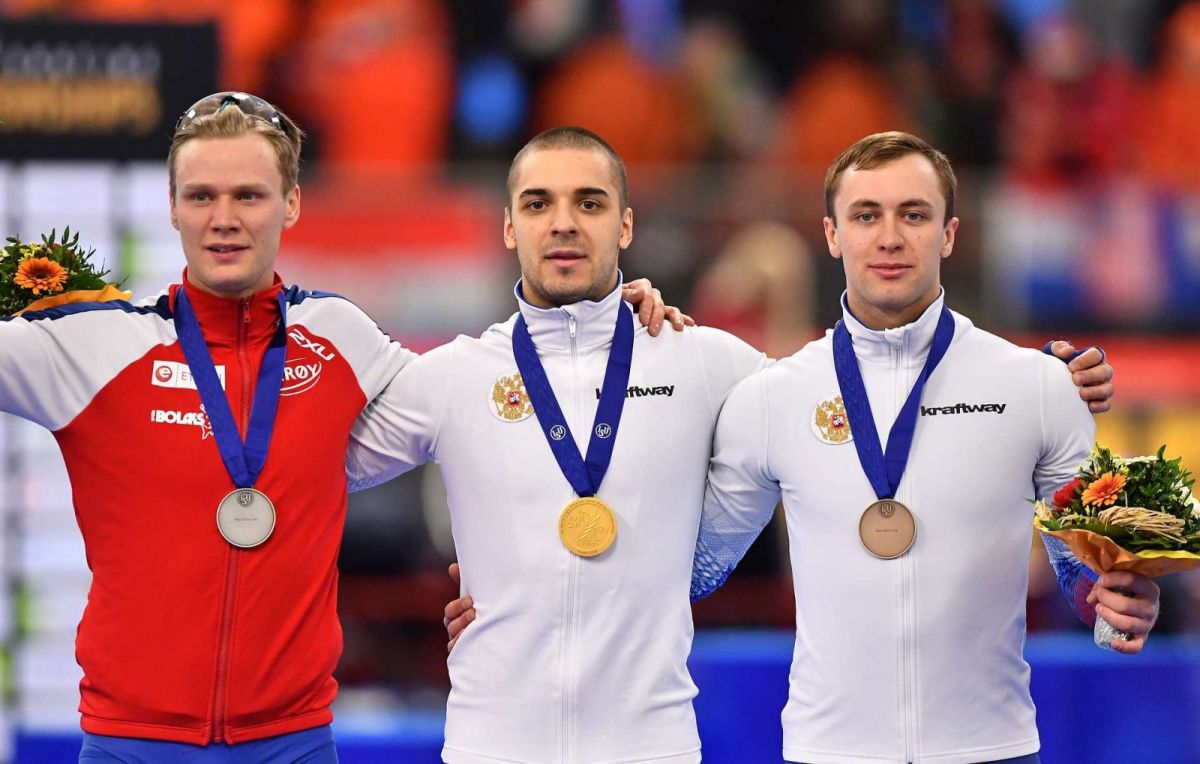 Конькобежец Виктор Муштаков на чемпионате мира взял две медали и установил два новых рекорда Алтайского края