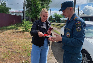 В Центральном районе Барнаула жителям напоминают правила пожарной безопасности