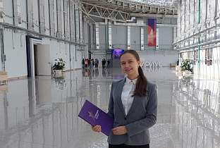 ﻿Депутат Молодежного парламента Барнаула Маргарита Степкина прошла стажировку в образовательном центре «Сириус»