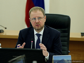Губернатор Виктор Томенко провел совещание по итогам реализации нацпроекта «Безопасные и качественные автомобильные дороги» в Алтайском крае