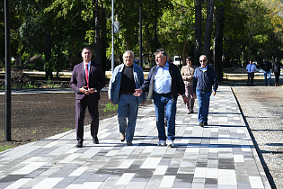 Представители Общественной палаты Барнаула остались довольны ходом работ по благоустройству и развитию дорожной инфраструктуры города