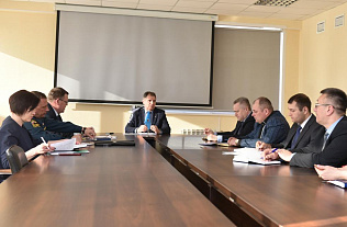 В администрации Барнаула в рамках комплексной тренировки прошло заседание комиссии по ЧС