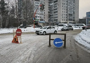 На время ремонтных работ Барнаульского водоканала перекрыт участок переулка Ядринцева