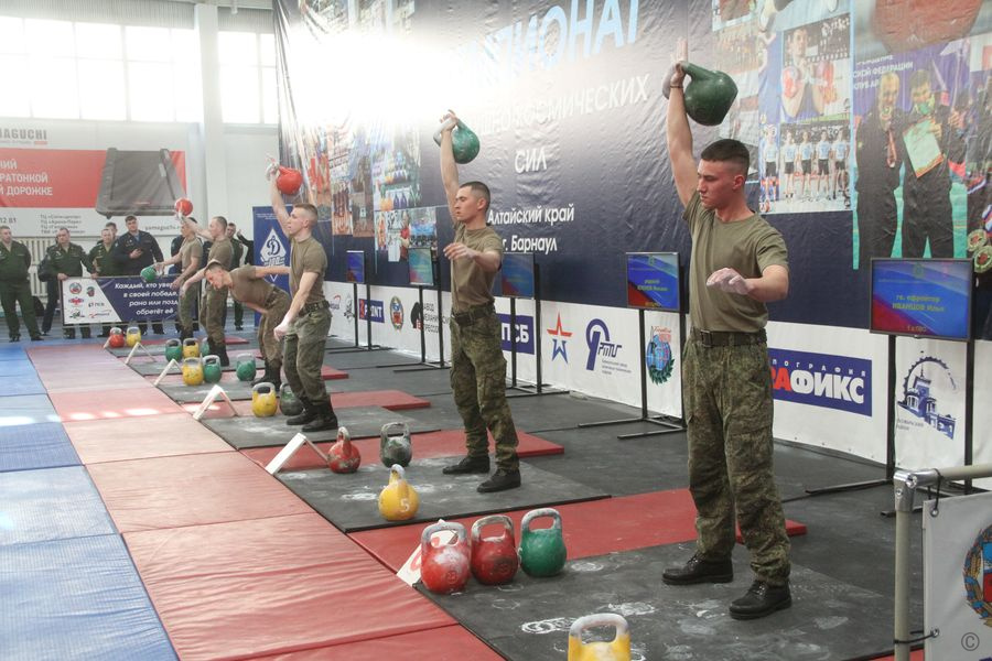 Гиревики-военнослужащие соберутся в Барнауле на чемпионат Воздушно-космических сил