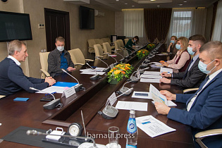В администрации Барнаула обсудили развитие туристического центра города 