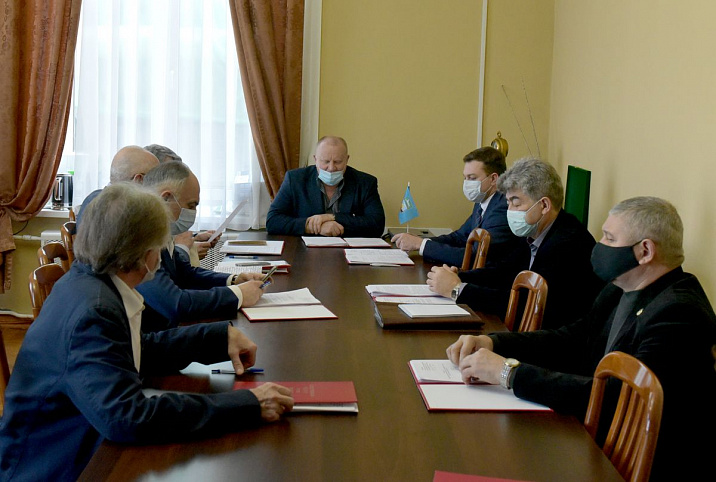 Представители Общественной палаты обсудили вопросы развития инвестиционной деятельности в Барнауле