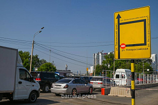 С 21 июня в Барнауле будет перекрыто движение по улице Новороссийской на пересечении с Павловским трактом