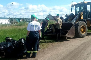 В Барнауле продолжатся работа экологического отряда «Зеленый феникс»