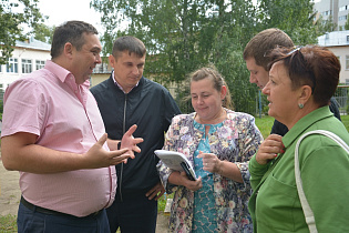 В Барнауле общественники осуществляют контроль за работами, проводимыми в рамках нацпроекта «Жилье и городская и среда»