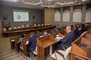 Вопросы неналоговых поступлений в городской бюджет и взаимодействия с горожанами в соцсетях рассмотрели в администрации Барнаула