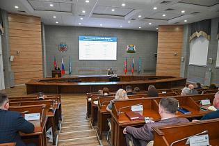 Взаимодействие с национально-культурными организациями города Барнаула обсудили на расширенном аппаратном совещании